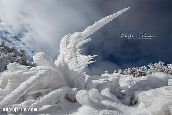 斯洛维尼亚山区极端冰雪场景摄影作品