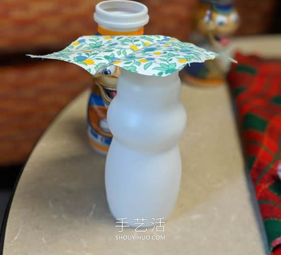 只需几分钟！牛奶瓶子手工制作可爱雪人