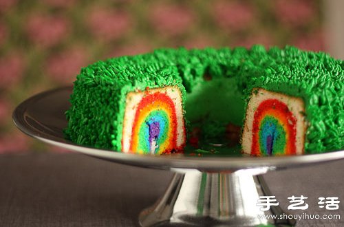 好吃好看又好玩的彩虹蛋糕做法