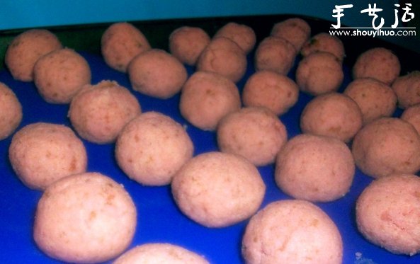 制作棒棒糖样式的蛋糕 棒棒糖蛋糕DIY教程