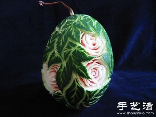 精美绝伦的的牡丹花西瓜雕刻