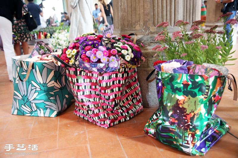 MARNI 位于米兰的 2015 春夏时尚花市场