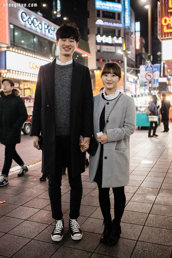 韩国情侣穿搭街拍 营造专属于情人间的默契