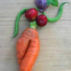 蔬菜和水果DIY的妖娆美女