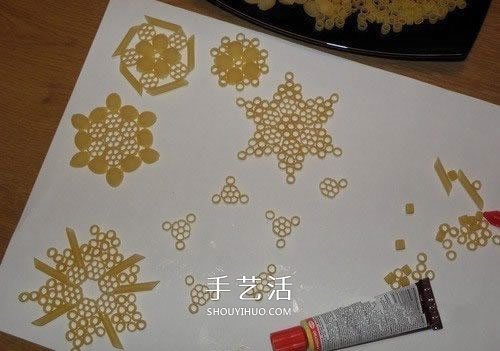 意大利面制作雪花挂饰 自制意大利面雪花方法