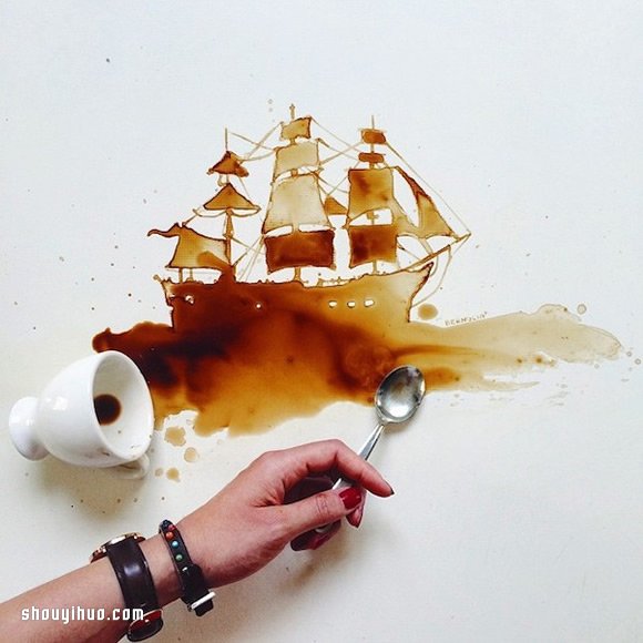 创意绘画：将翻倒的咖啡变成涂鸦艺术