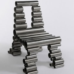 钢管切割焊接制作的椅子