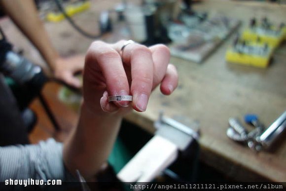 亲手打造完美银戒指的纯手工制作步骤图解