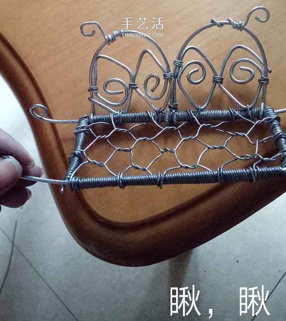 秋千吊椅铁丝工艺品DIY 迷你秋千吊椅制作方法