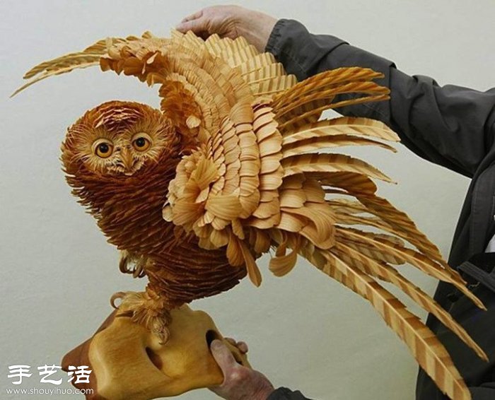 木屑手工制作栩栩如生的动物雕塑