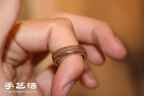 纯手工打造圆环木戒指图解教程