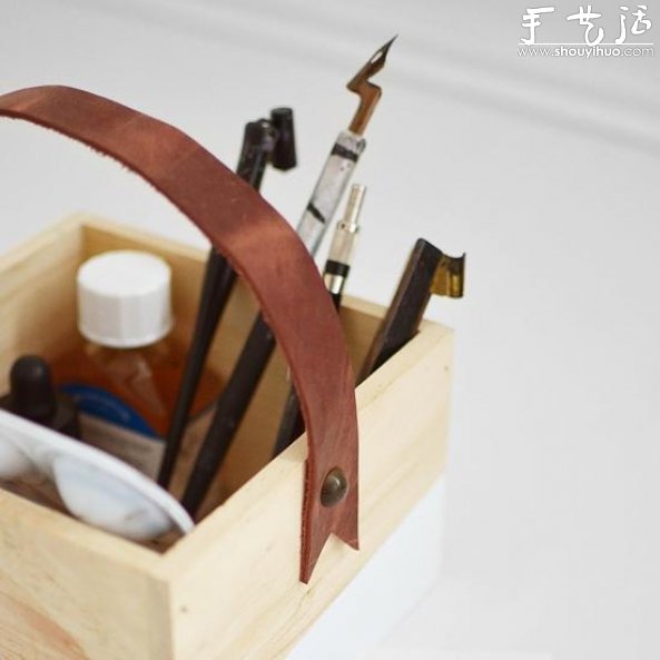 木箱子手工DIY皮革手柄工具箱的教程