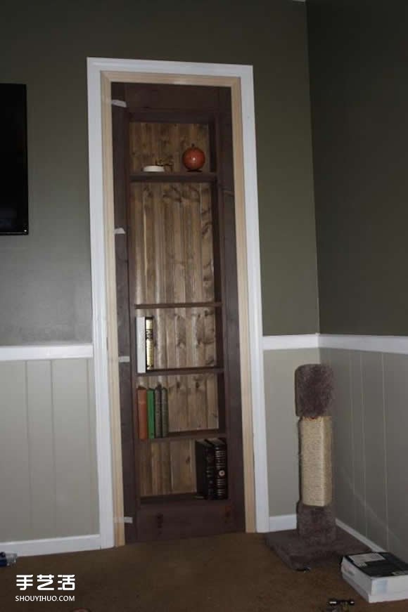 自制隐藏门的制作方法 伪装成书架的浴室门DIY
