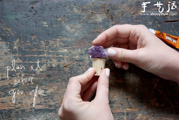 DIY红酒紫水晶效果瓶塞的教程