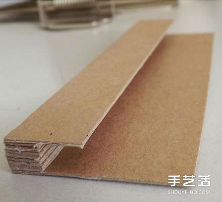 纸箱废物利用手工制作好用的柜子的过程图解