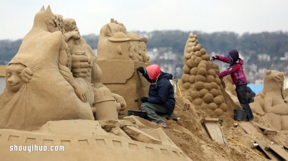 好莱坞电影主题沙雕作品 感受沙粒的艺术魅力