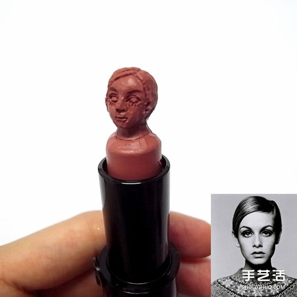 口红上雕刻出知名人像 相当精致有趣的手工作品