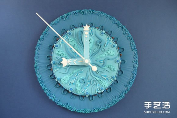 童话风软陶时钟作品 每款壁钟都充满了故事性