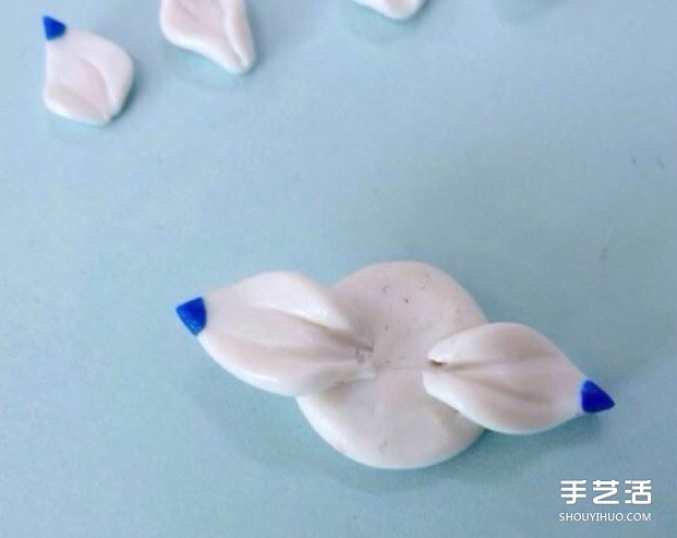 超轻粘土莲花DIY教程 用粘土制作莲花的过程