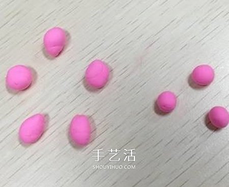 想念起了春天 用超轻粘土手工制作美丽的桃花