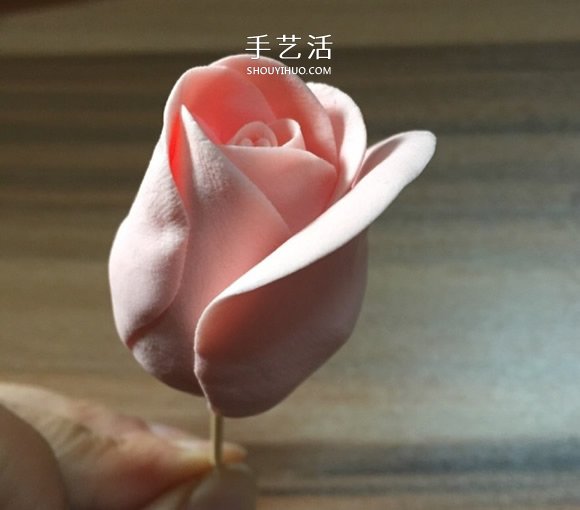 超轻粘土玫瑰花的手工制作方法图解