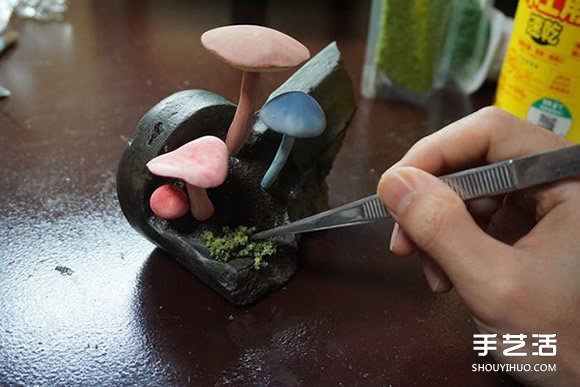 逼真的粘土蘑菇作品欣赏 看着好治愈啊！