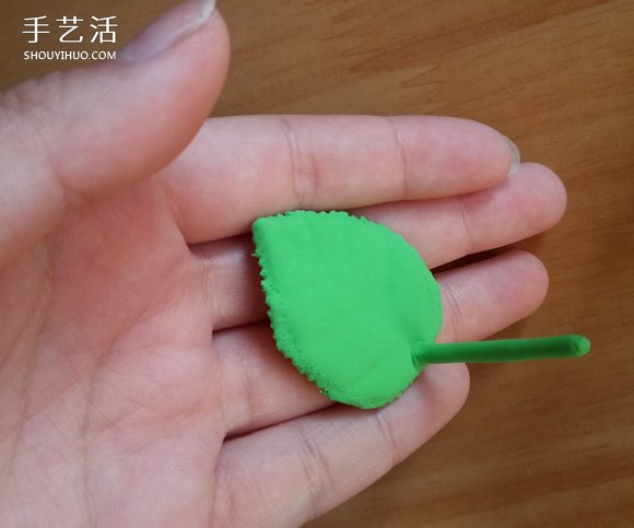 怎样制作粘土打伞的小猫 超轻粘土卡通猫咪DIY