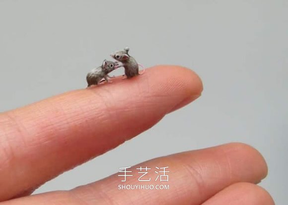 超逼真微型动物雕像，足以放在您的指尖！