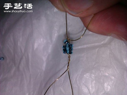 串珠玫瑰花手捧花手工制作图解教程