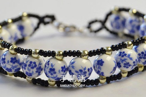 中国风陶瓷珠子手链的制作方法图解