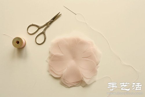 雪纺布手工制作漂亮花朵装饰