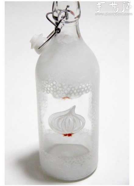 漂亮的手绘玻璃瓶DIY教程