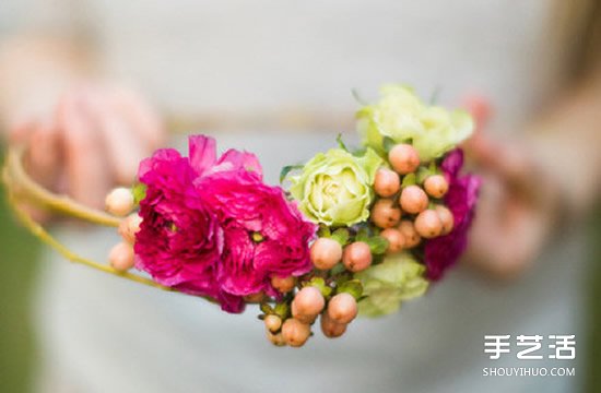 新娘花环头饰制作方法 DIY新娘鲜花花环教程