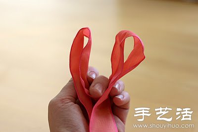 蝴蝶结丝带手环手工制作教程