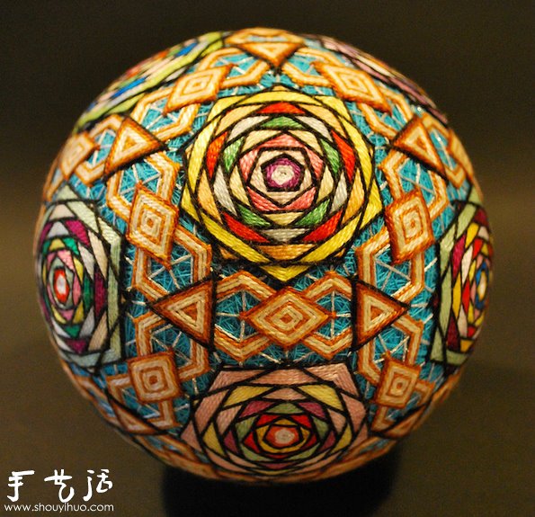 日本一位92岁老奶奶手工制作的漂亮手鞠球
