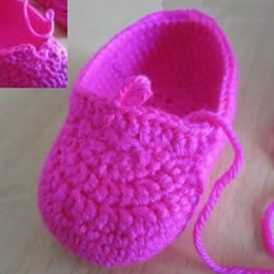 给小宝宝穿的毛线鞋编织 手工钩针编织婴儿鞋