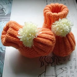 宝宝保暖鞋子的编织方法 可爱婴儿鞋编法图解
