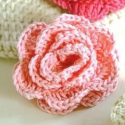 怎么编织玫瑰花的方法 钩针编织玫瑰花图解