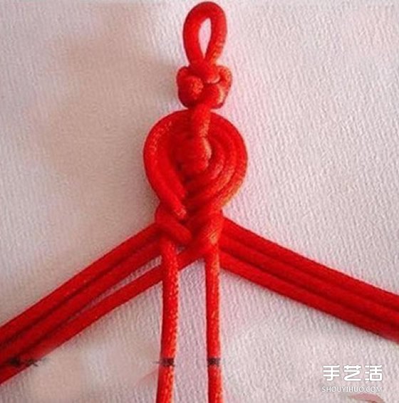 中国风红绳手链编法教程 编红绳手链的方法图解