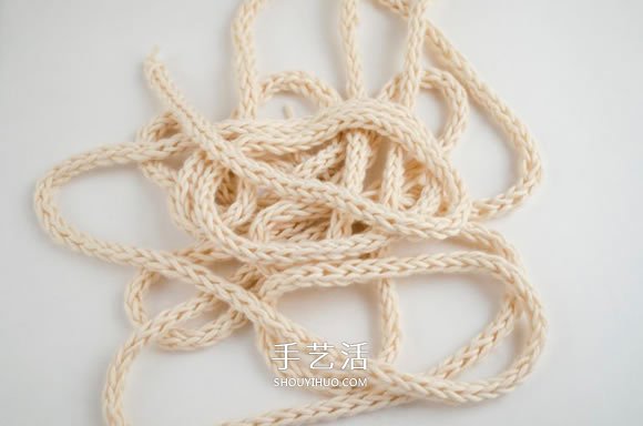 毛线绳子编织杯垫图解 就像是美丽的云朵！