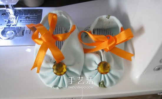 宝宝蒲包鞋的做法图解 婴儿豆渣饼鞋制作方法