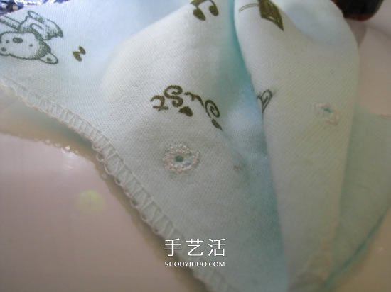 宝宝蒲包鞋的做法图解 婴儿豆渣饼鞋制作方法