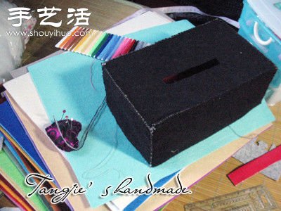 碎布料DIY制作漂亮布艺纸巾盒