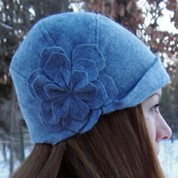 时尚又保暖！手工布艺DIY女式毡帽的做法图解
