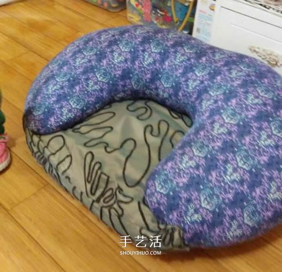哺乳枕简单改造儿童沙发 自制宝宝沙发的方法