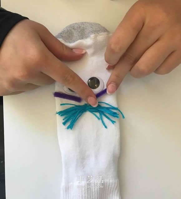 袜子手工制作手偶玩具 用它表演木偶戏！