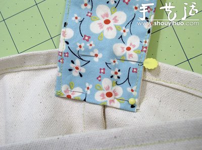 手工DIY可爱碎花拼布的挎肩包