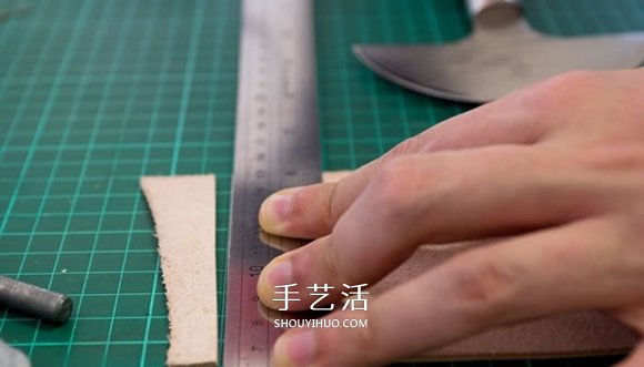 带卡包功能手机套DIY 自制皮革卡包手机套教程