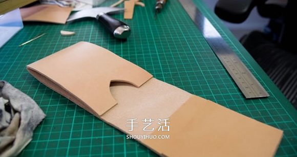 带卡包功能手机套DIY 自制皮革卡包手机套教程