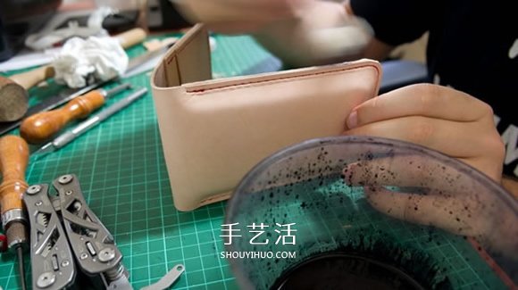 带卡包功能手机套DIY 自制皮革卡包手机套教程